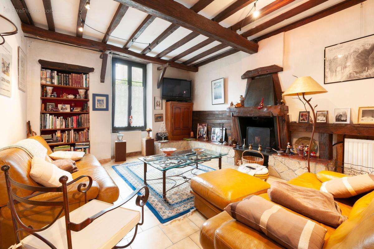 Maison à AIRE-SUR-L&#039;ADOUR