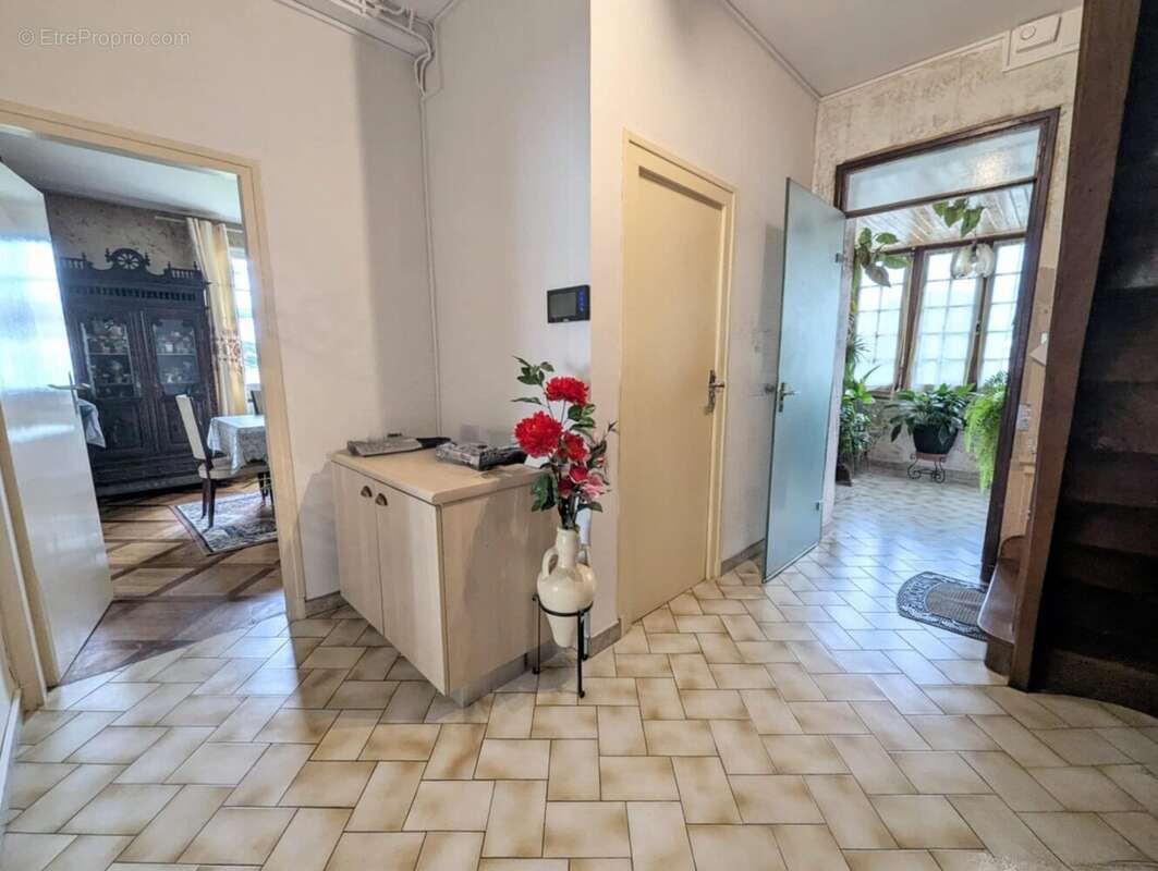 Entrée - Maison à LA REOLE