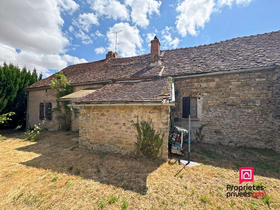 Maison à rénover avec terrain et dépendance proche Précy Sous Thil (21390) - photo 8