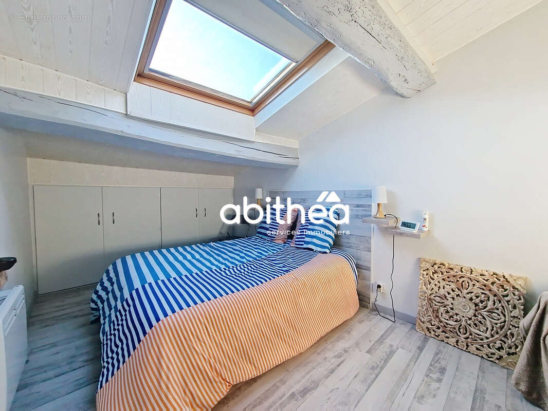 Maison à CHENAC-SAINT-SEURIN-D'UZET