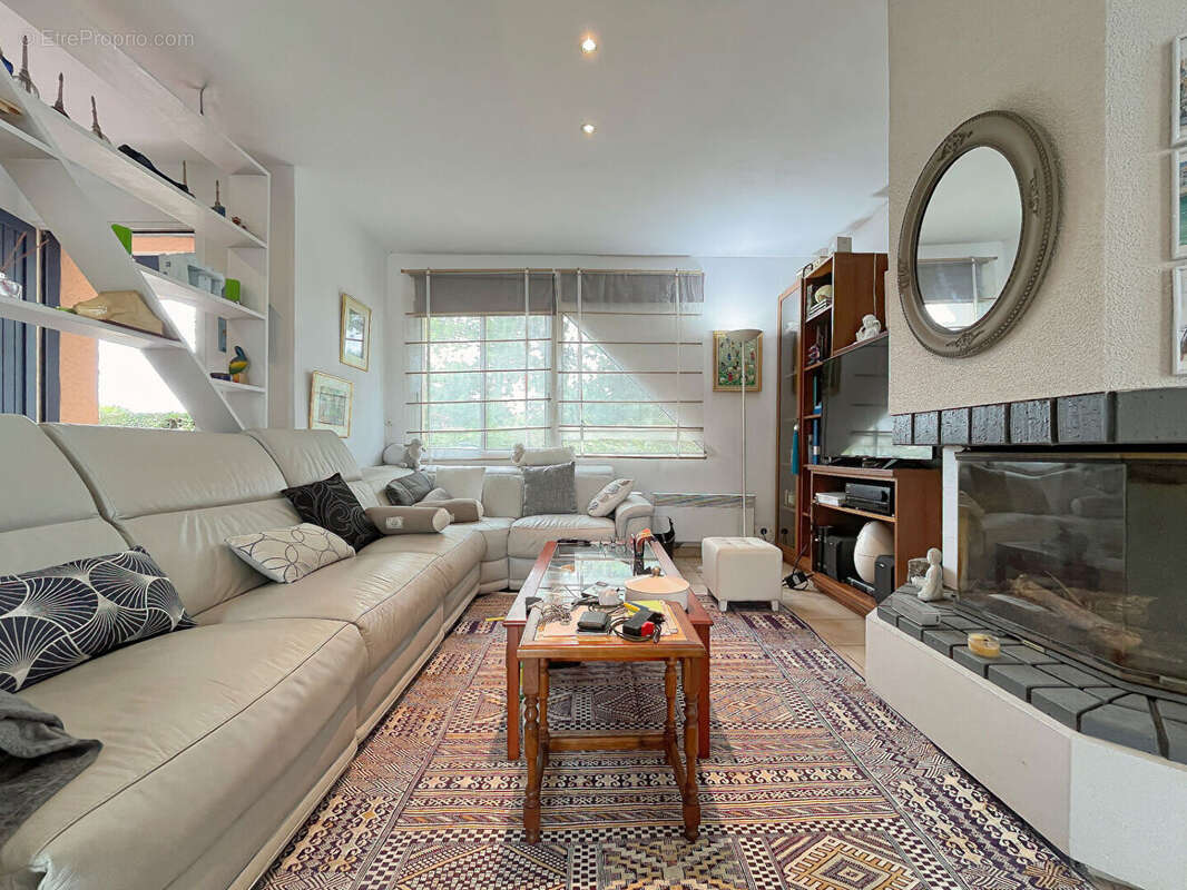 Maison à SAINT-GEOURS-DE-MAREMNE