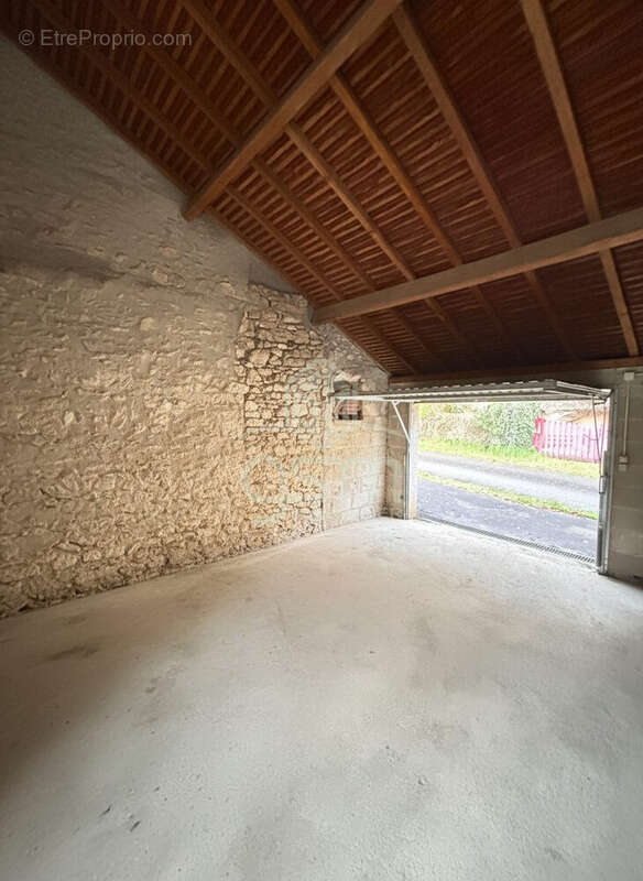 Maison à SAINT-EPAIN