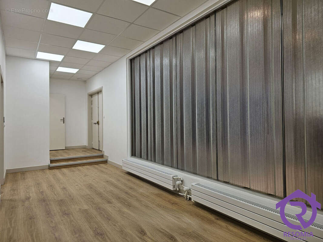 Commerce à PARIS-15E