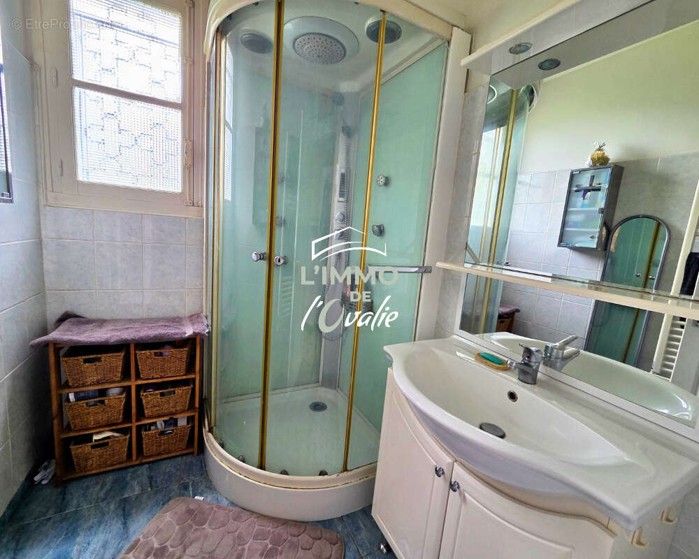 Maison à BIARS-SUR-CERE