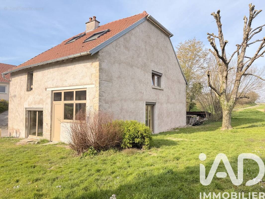 Photo 1 - Maison à CUBRY-LES-FAVERNEY