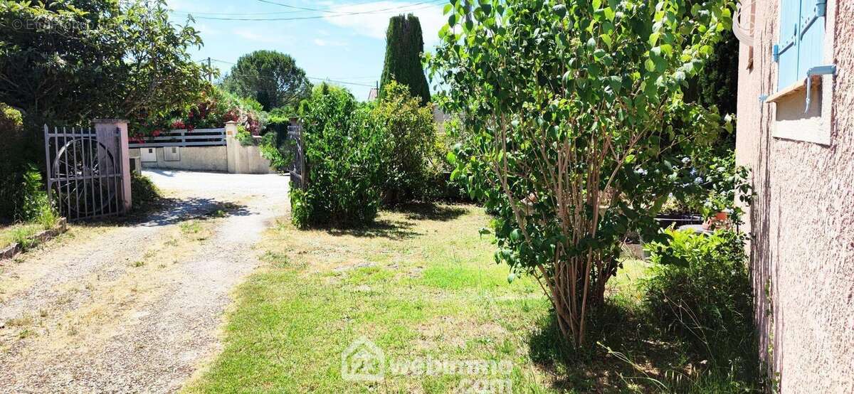 Maison à FONTVIEILLE