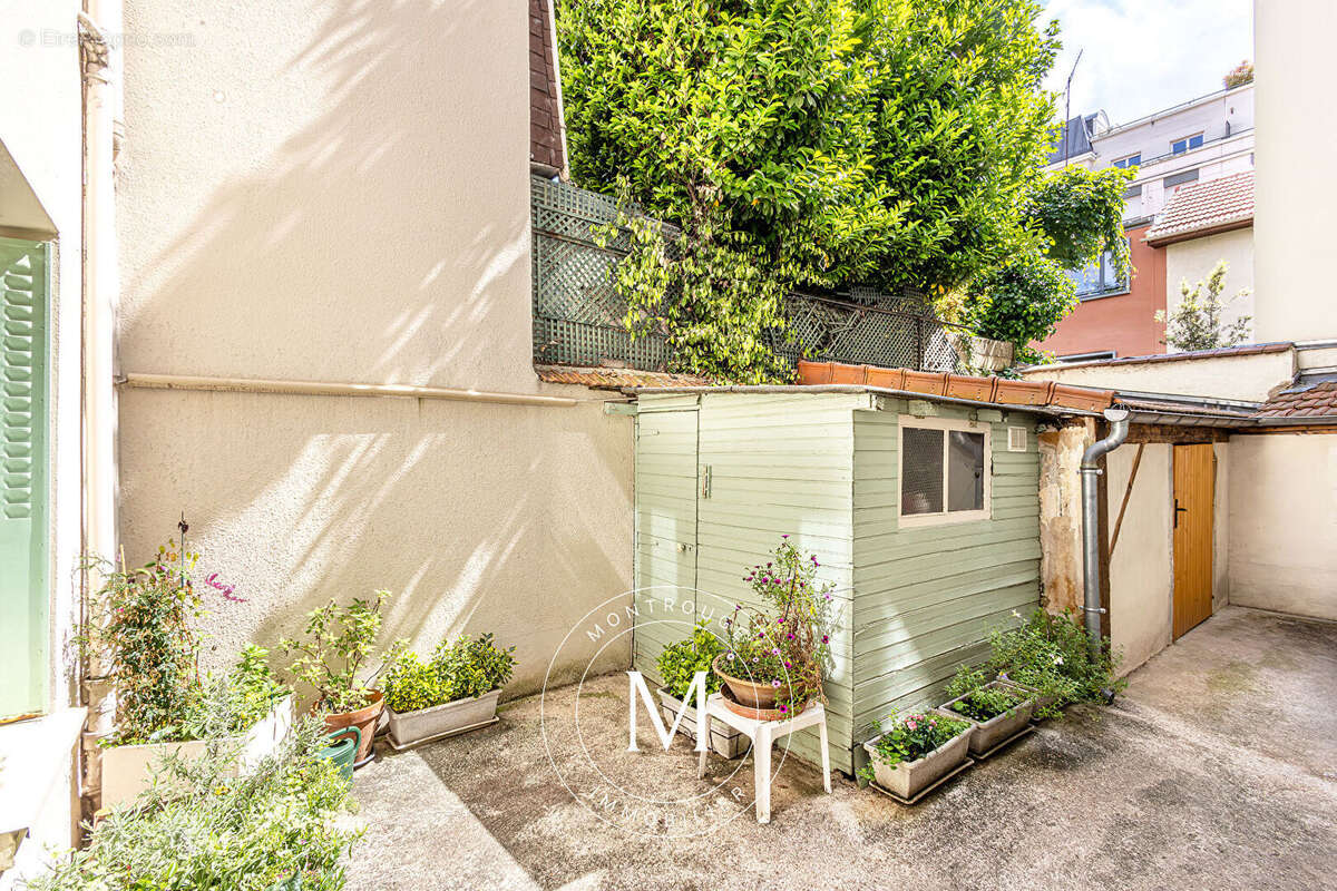 Appartement à MONTROUGE