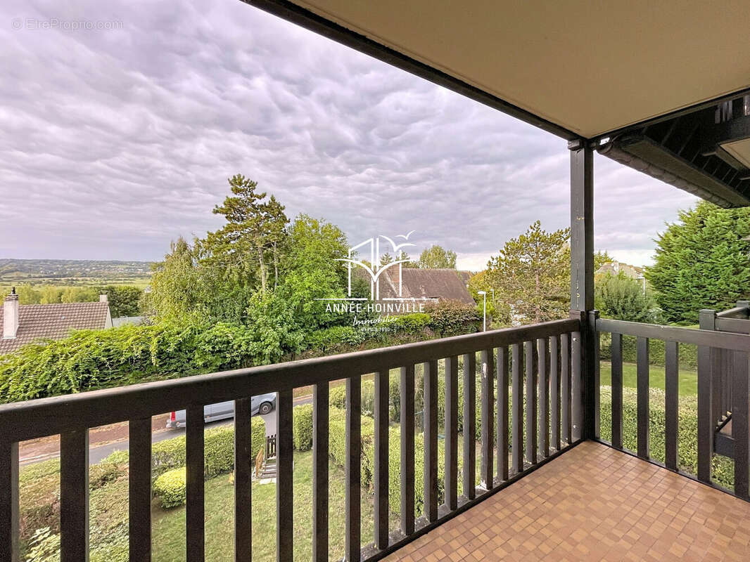 Appartement à BLONVILLE-SUR-MER