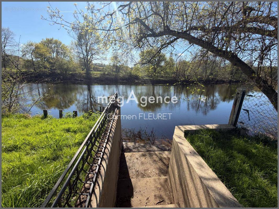 Maison à LE PECHEREAU