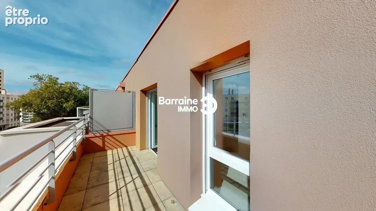 Appartement t3 avec terrasse - 2 chambres - garage double - dernier etage - photo 4