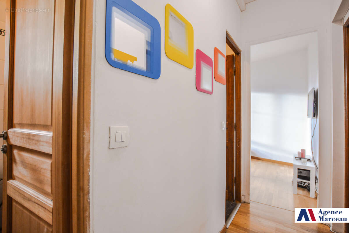 Appartement à COURBEVOIE