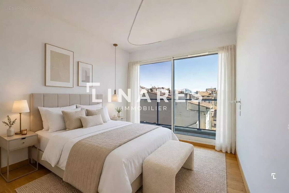 Appartement à MARSEILLE-6E