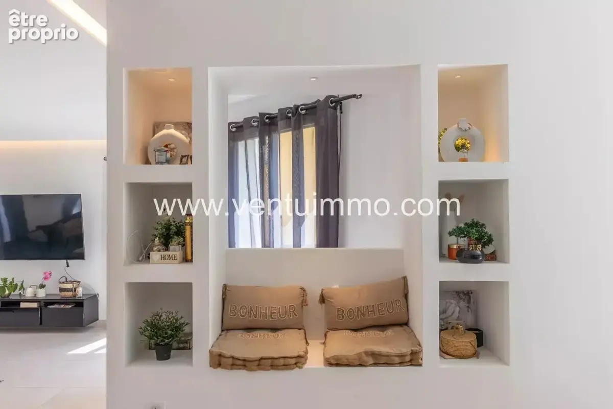 Cannes la bocca villa neuve avec jardin fleuri - photo 7
