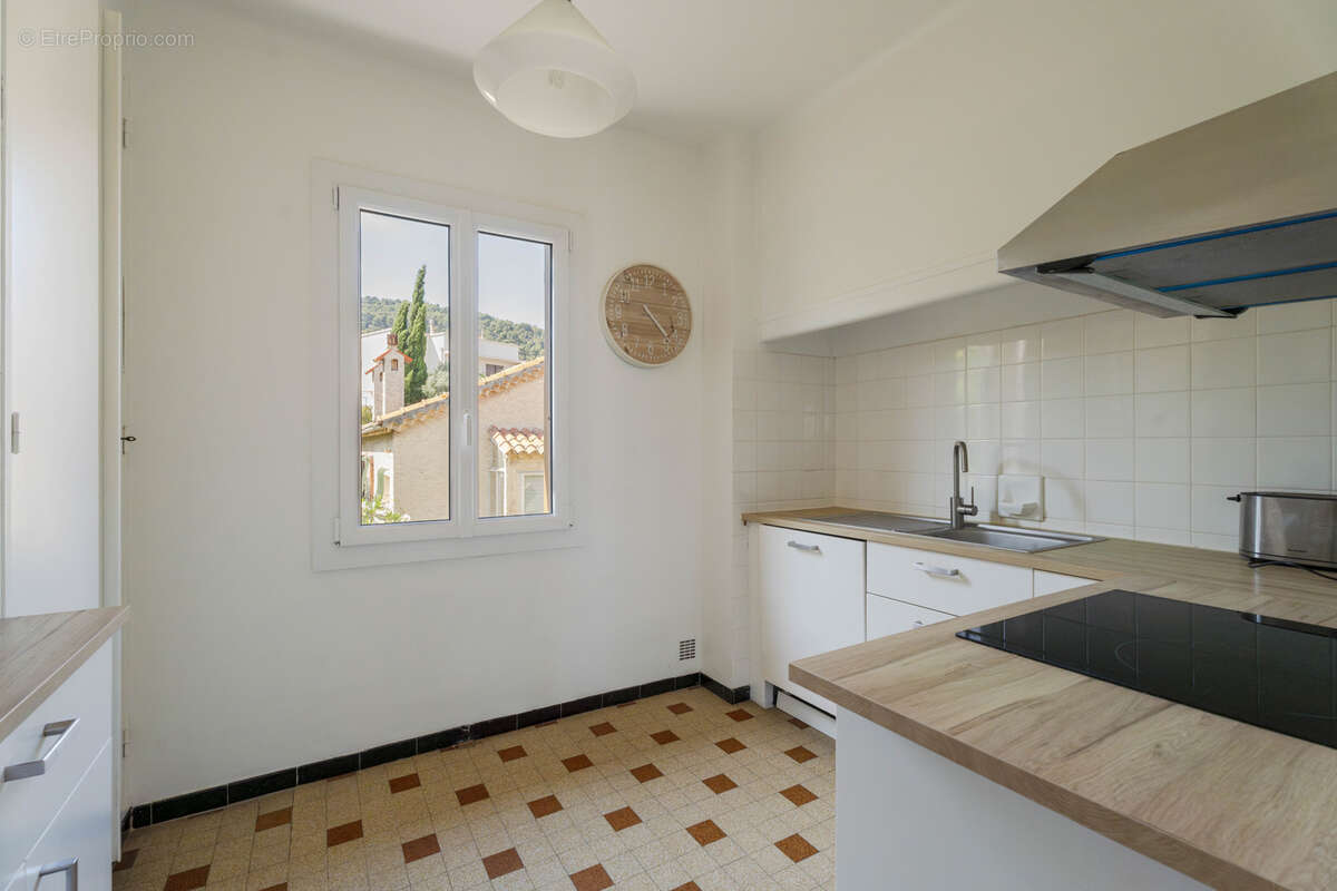Maison à LA VALETTE-DU-VAR