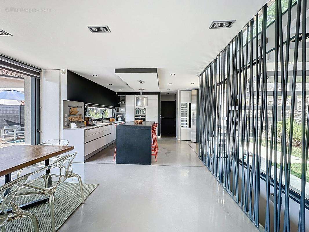 Maison à SAINT-SYMPHORIEN-D&#039;OZON