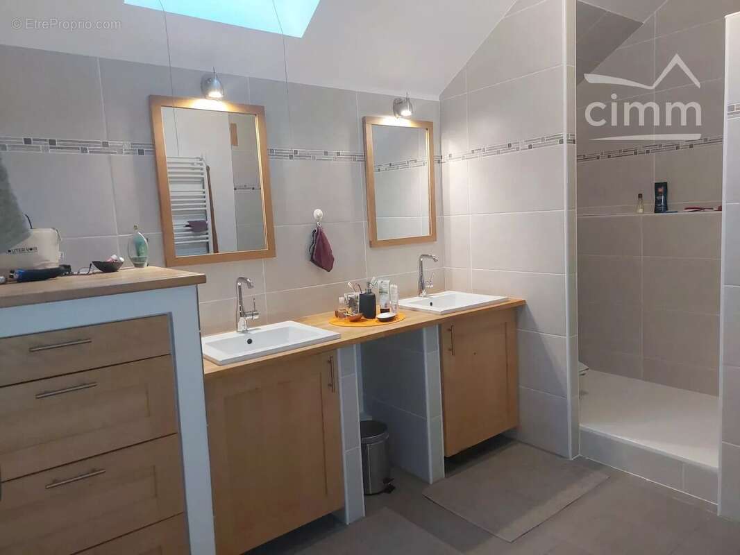 Maison à LE CHEYLAS