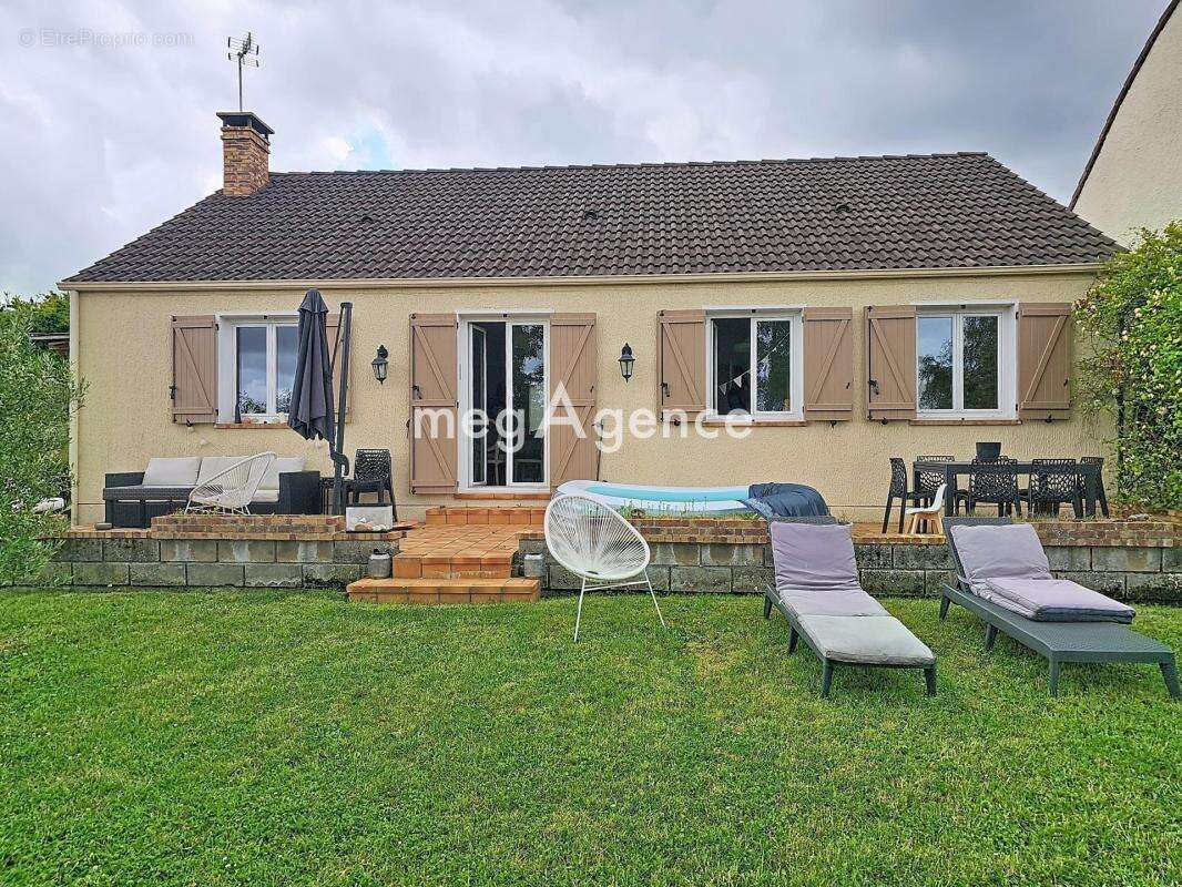 Maison à FLINS-SUR-SEINE