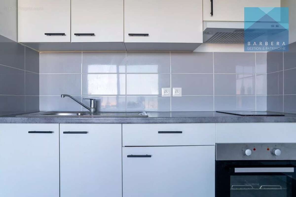 Appartement à VILLENEUVE-LOUBET