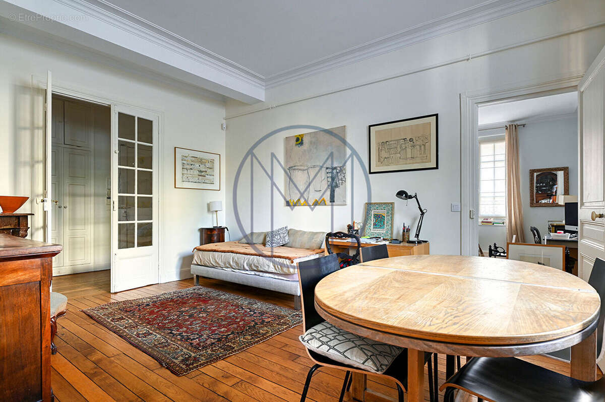 Appartement à VERSAILLES