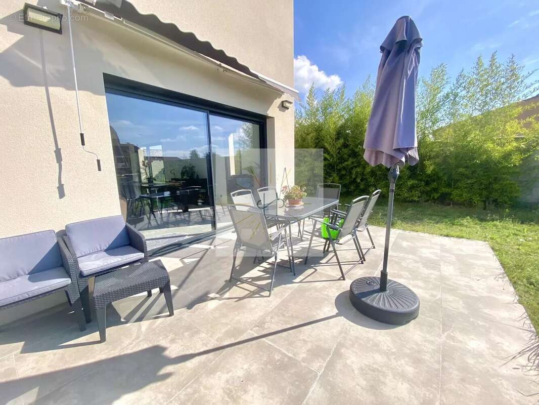 Maison à PIERRELATTE