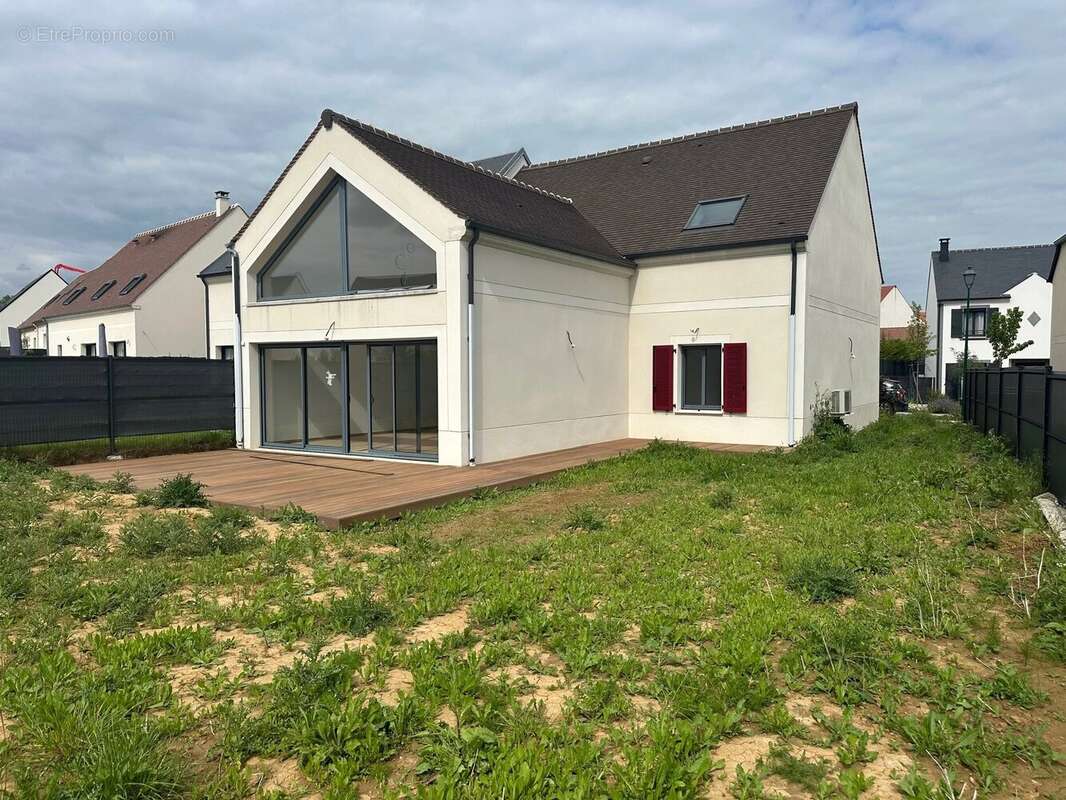 Maison à SAINT-WITZ