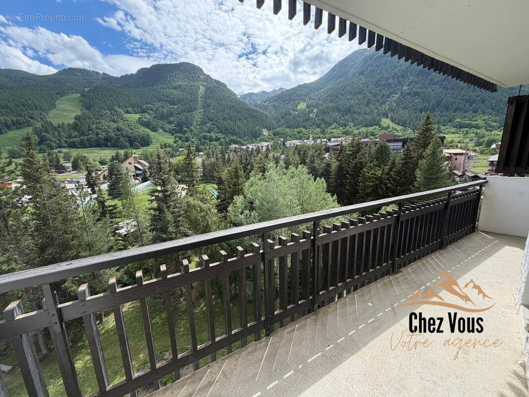 Appartement à LA SALLE-LES-ALPES