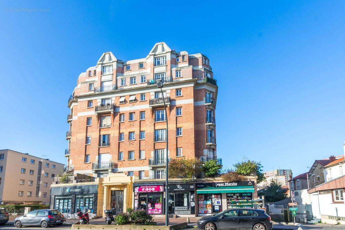 Appartement à COLOMBES