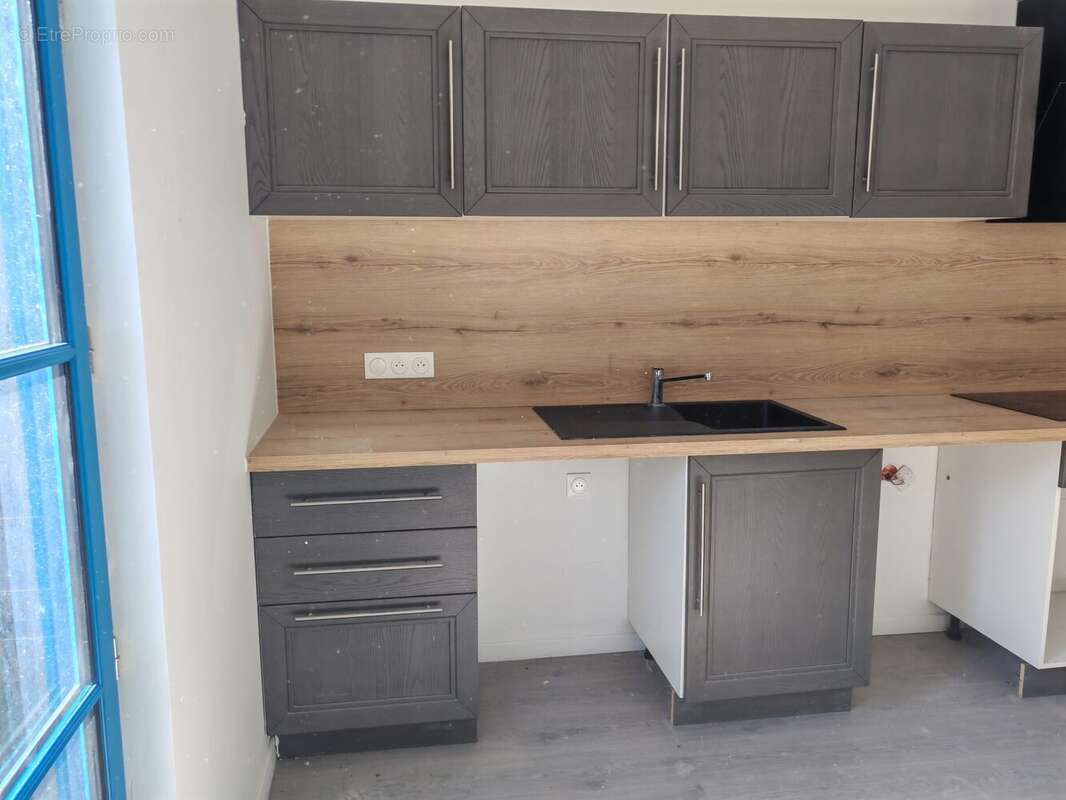 Appartement 74 m² à Beziers  - photo 3