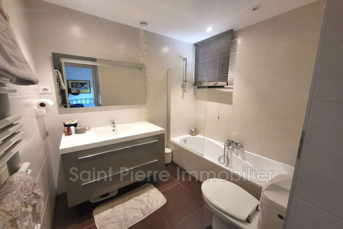 Maison à VILLENEUVE-LOUBET