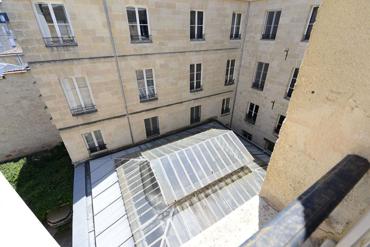 Appartement à BORDEAUX