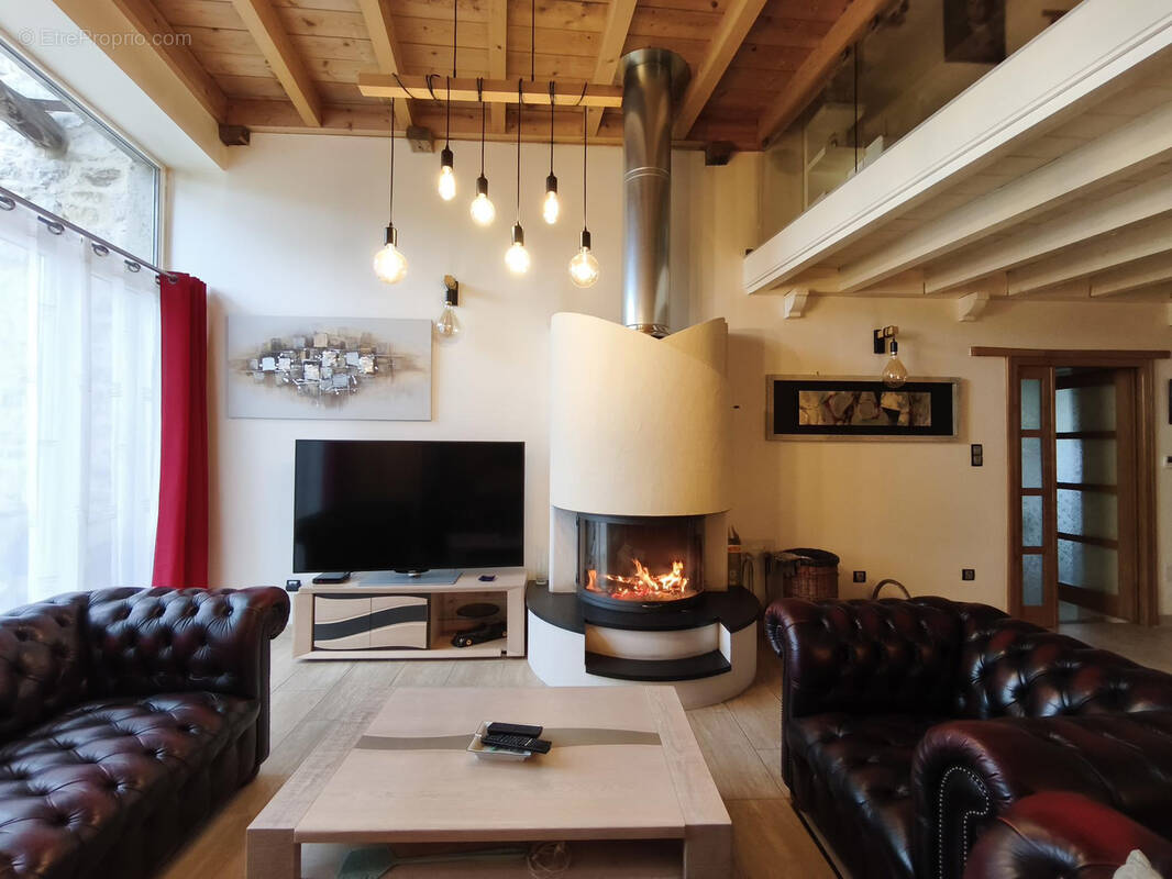Maison à ARANC