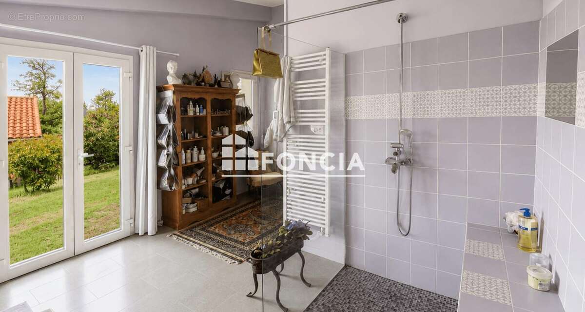 Propriété de caractère au coeur du GERS- Idéale résidence familiale ou projet touristique - photo 8