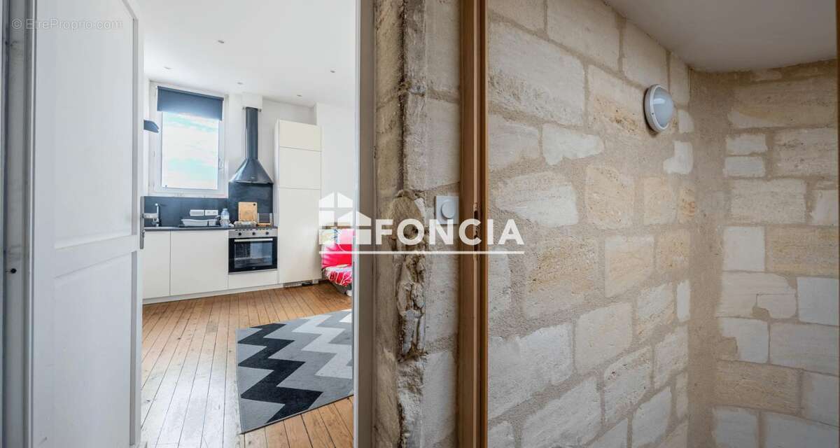 Appartement à BORDEAUX