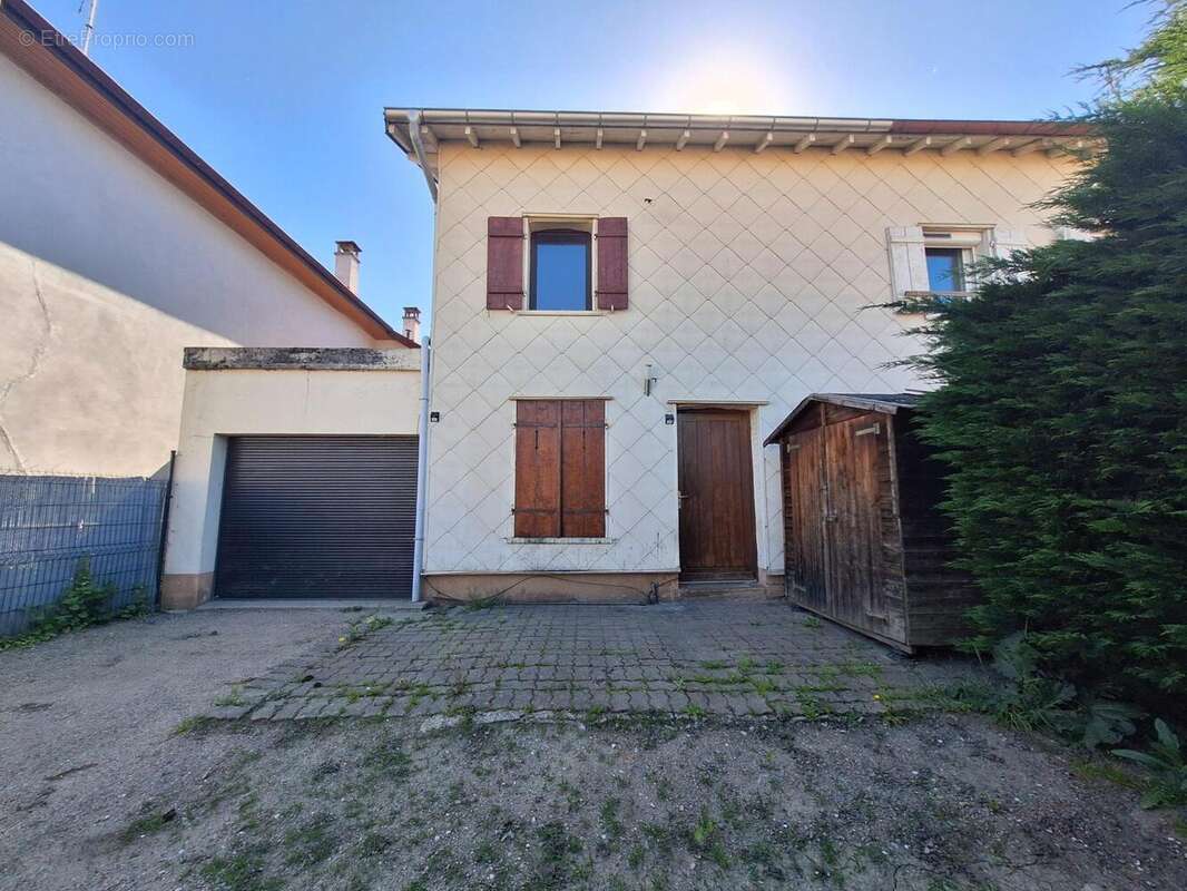 Appartement à GOLBEY