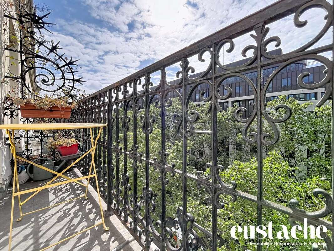 Appartement à PARIS-19E