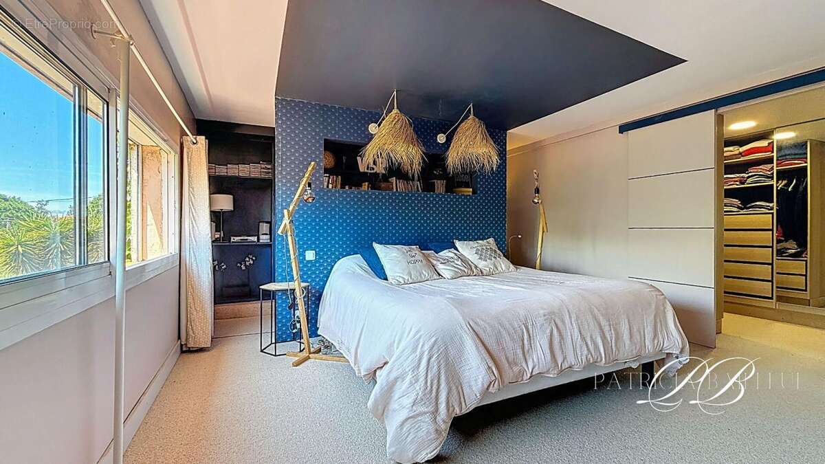 Maison à SAINT-CYPRIEN