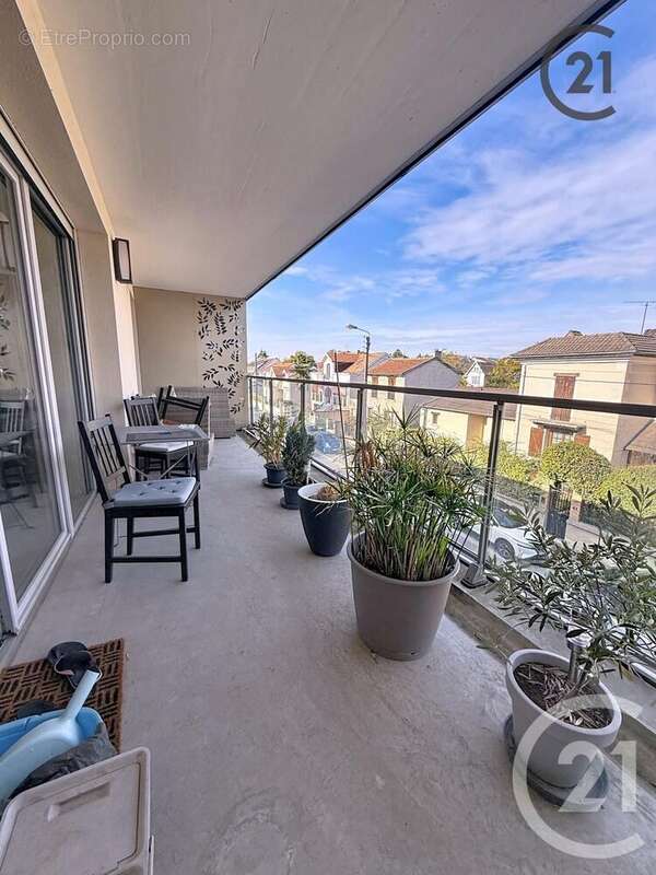 Appartement à TINQUEUX