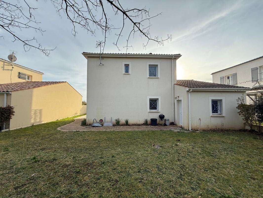 Maison à VAUX-SUR-MER