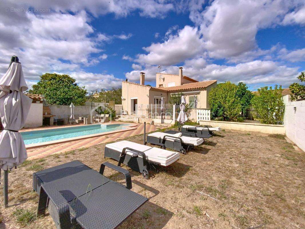 Maison à CUXAC-D&#039;AUDE