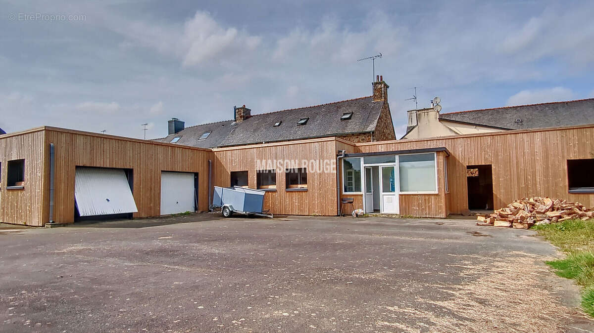 Maison à PLOUEC-DU-TRIEUX