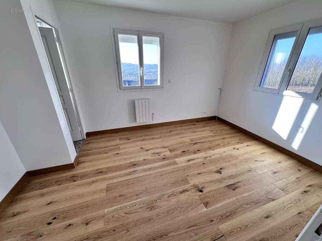 Proche du centre... - photo 11