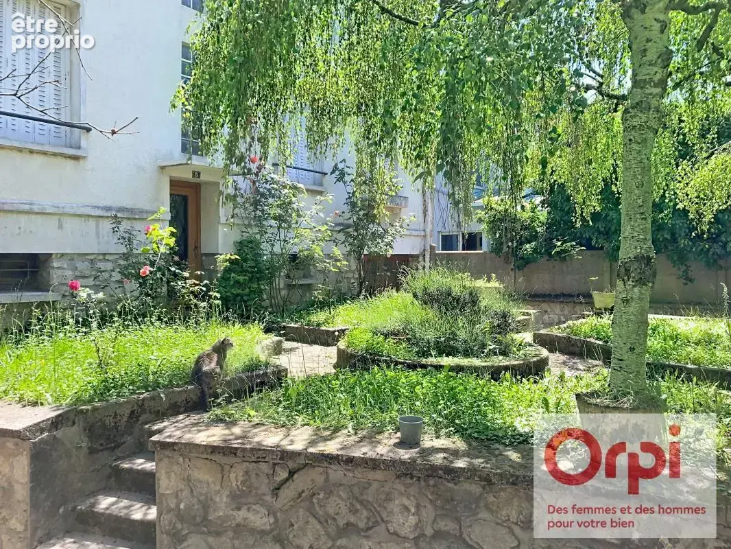 Appartement à ISSY-LES-MOULINEAUX