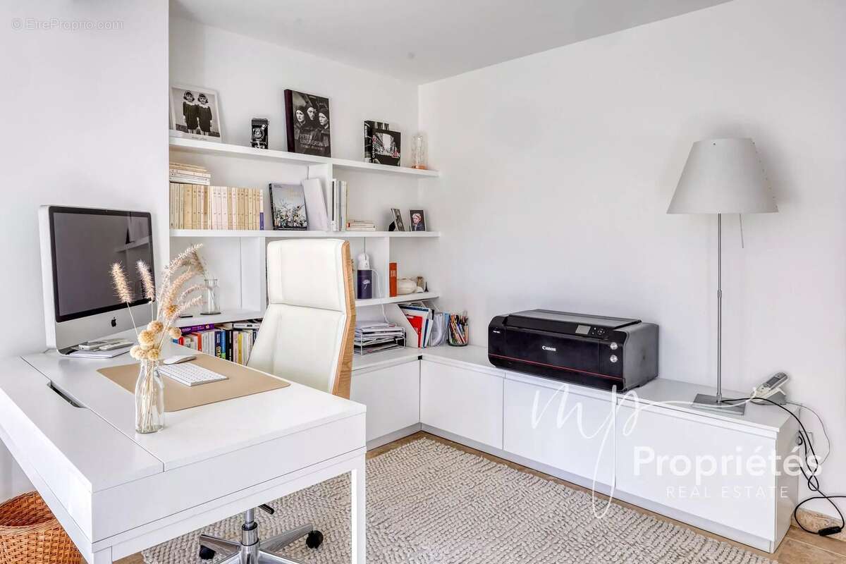 Maison à BORMES-LES-MIMOSAS