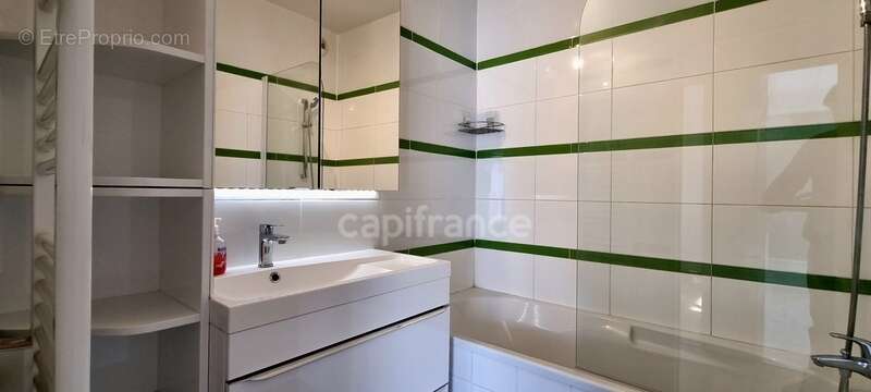 Appartement à HOUILLES
