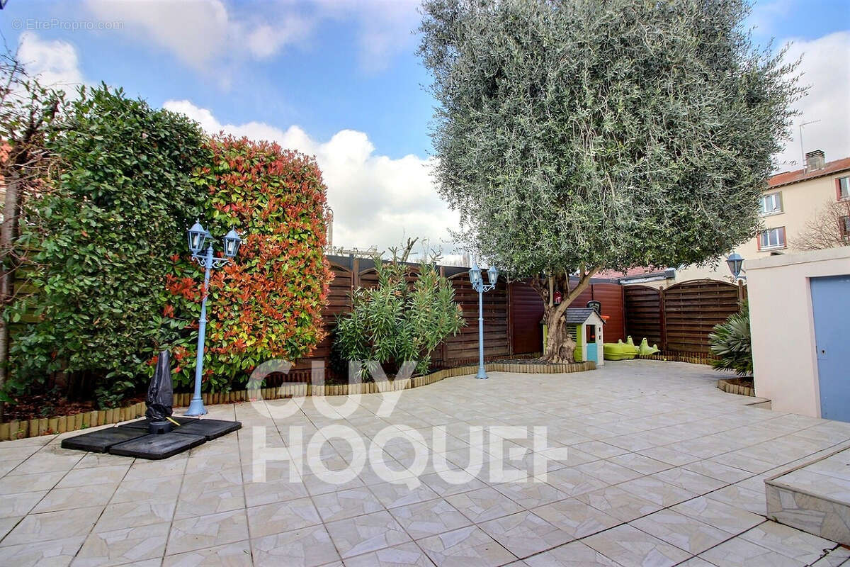 Maison à RUEIL-MALMAISON