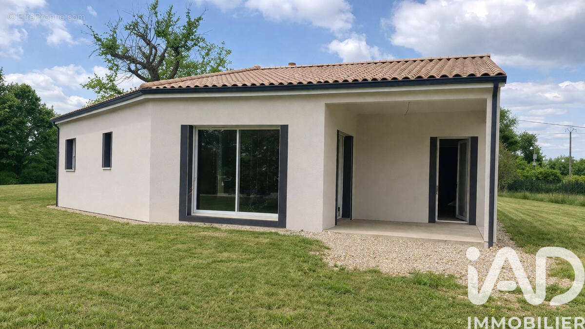 Photo 1 - Maison à MONTPON-MENESTEROL