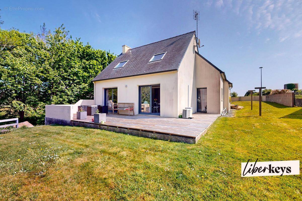 Maison à TREFFIAGAT