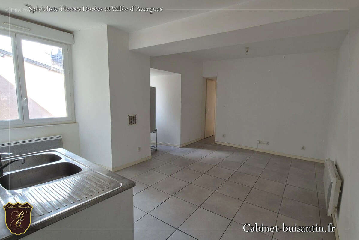 Appartement à LE BOIS-D'OINGT