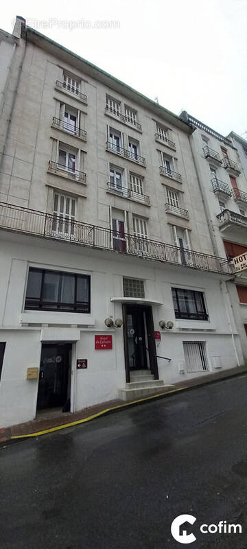Autre à LOURDES