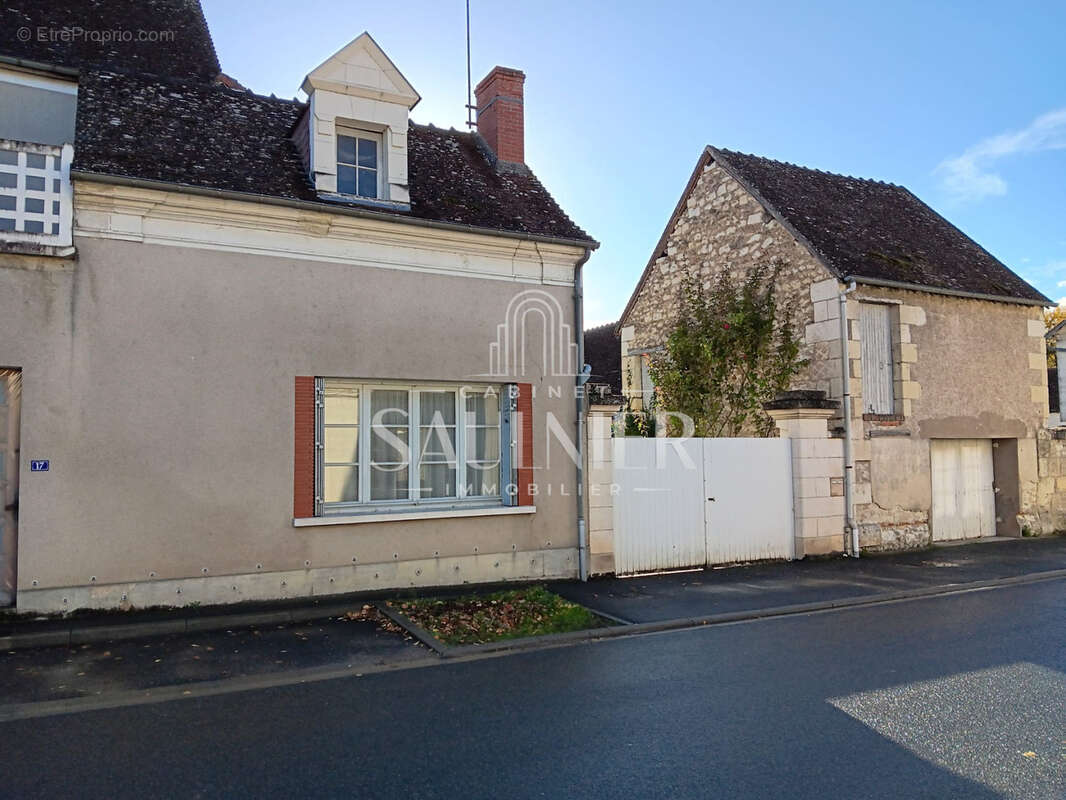 Maison à THESEE